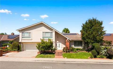 23721 Sarda Road, Valencia, CA MLS: SR25099134