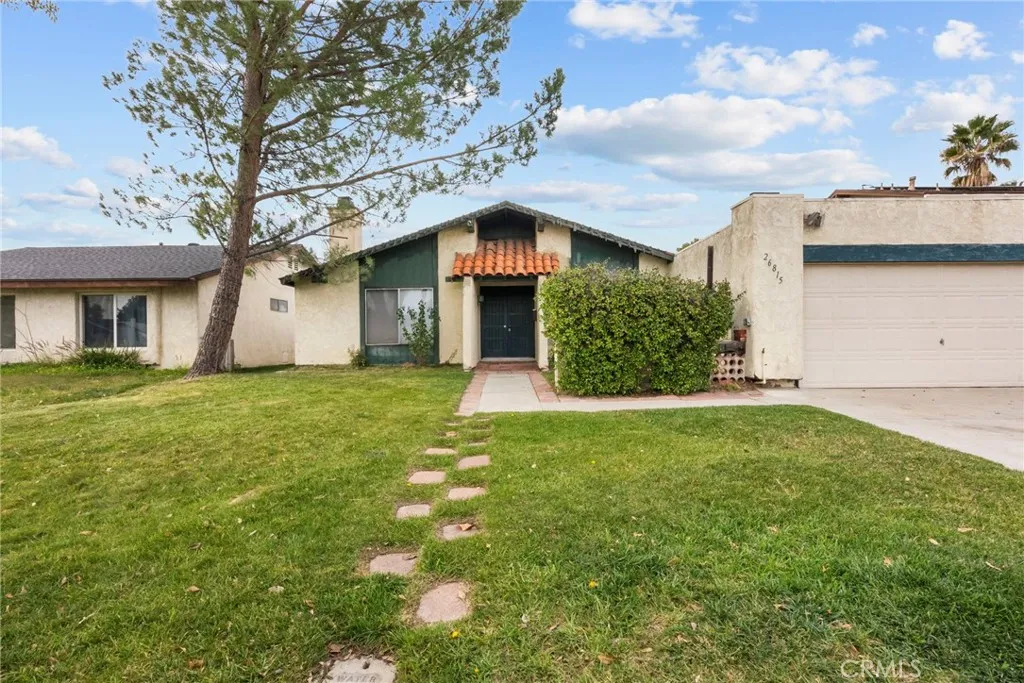 26815 Lugar De Oro Drive, Valencia, CA 91354