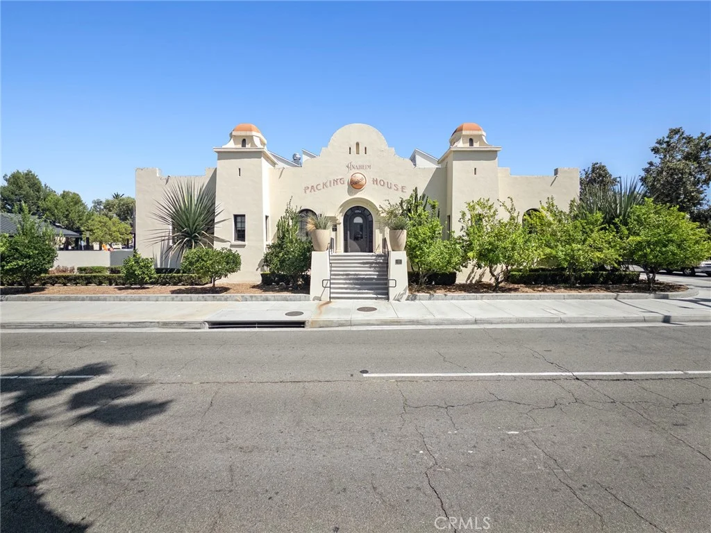 521 S Kroeger St, Anaheim, CA 92805