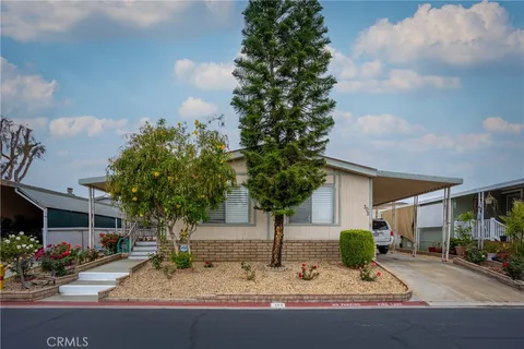 1456 E. Philadelphia #302 St, Ontario, CA 91761 - MLS#: CV25086279