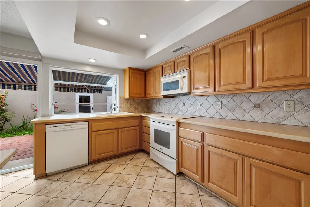 Additional image 5 of 4119 Larwin Ave, Cypress, CA 90630