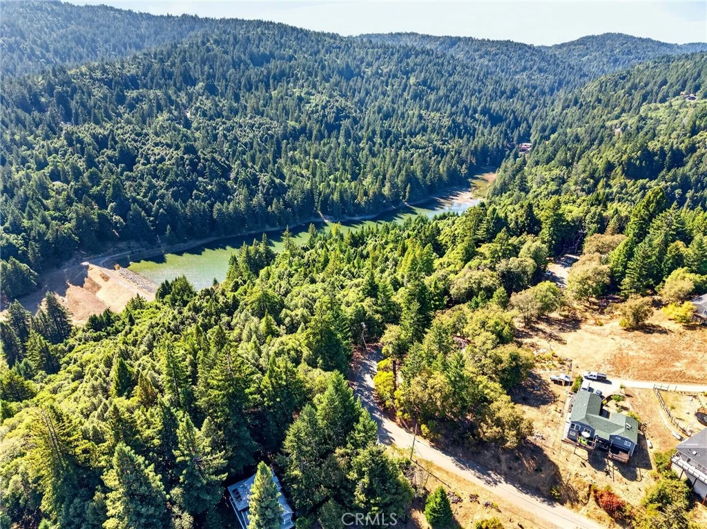 1755 Lupine Dr, Willits, CA 95490