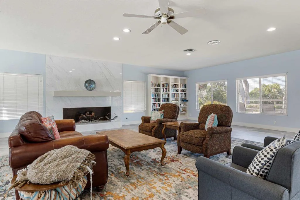 Additional image 33 of 4378 Dowitcher Way, Oceanside, CA 92057