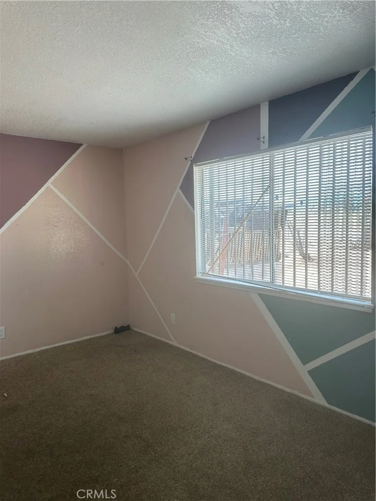17017 Olive St, Hesperia, CA 92345 photo 2