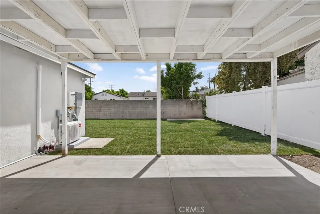 Additional image 32 of 906 W poplar Street, Compton, CA 90220