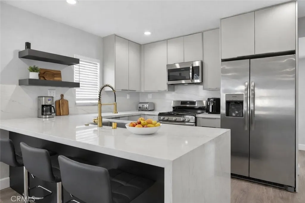 Additional image 45 of 906 W poplar Street, Compton, CA 90220