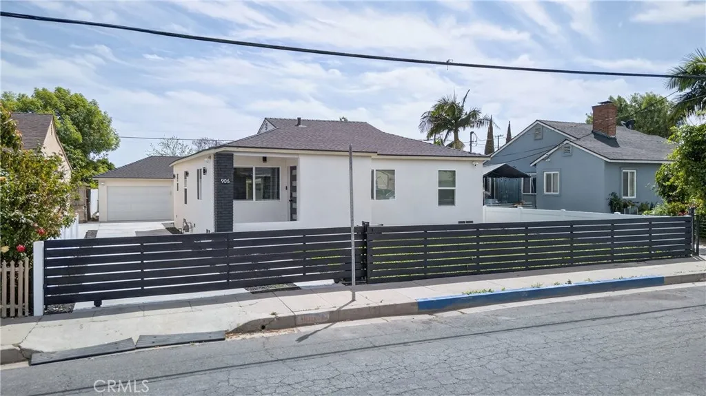 Additional image 4 of 906 W poplar Street, Compton, CA 90220
