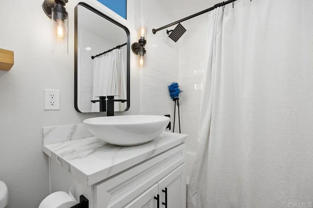 Additional image 61 of 4185 Combe Way, San Diego, CA 92122