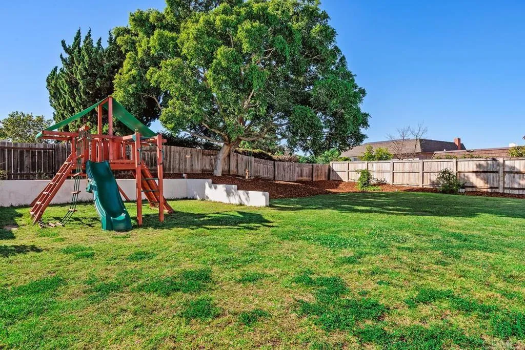 Additional image 50 of 4185 Combe Way, San Diego, CA 92122