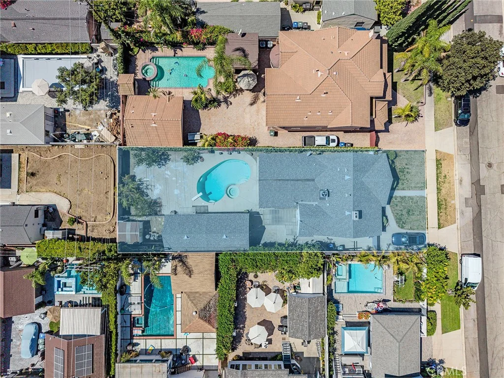 1554 Raymond Avenue, Glendale, CA 91201