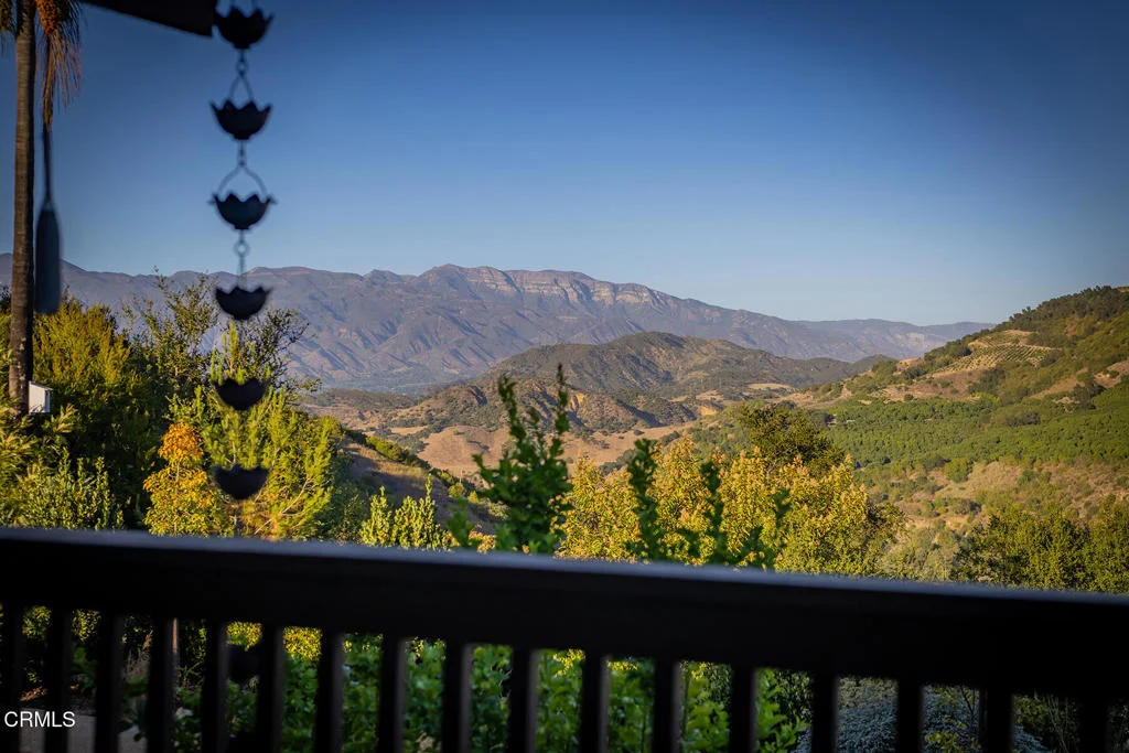 11020 Rodeo Drive, Oak View, CA 93022