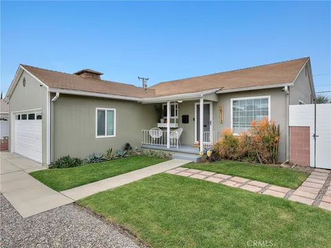 15113 Cranbrook Avenue, Lawndale, CA 90260 - MLS#: SB25053184