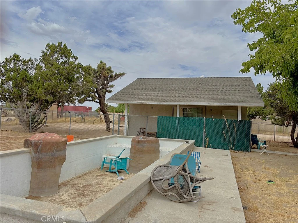 7596 Farmdale Ave, Hesperia, CA 92345