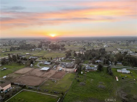 20311 Brightwood Road, Madera, CA MLS: FR25096397