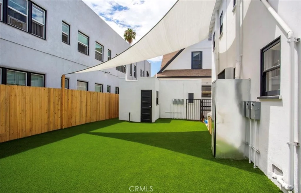 502 E 5th St, Long Beach, CA 90802 photo 5
