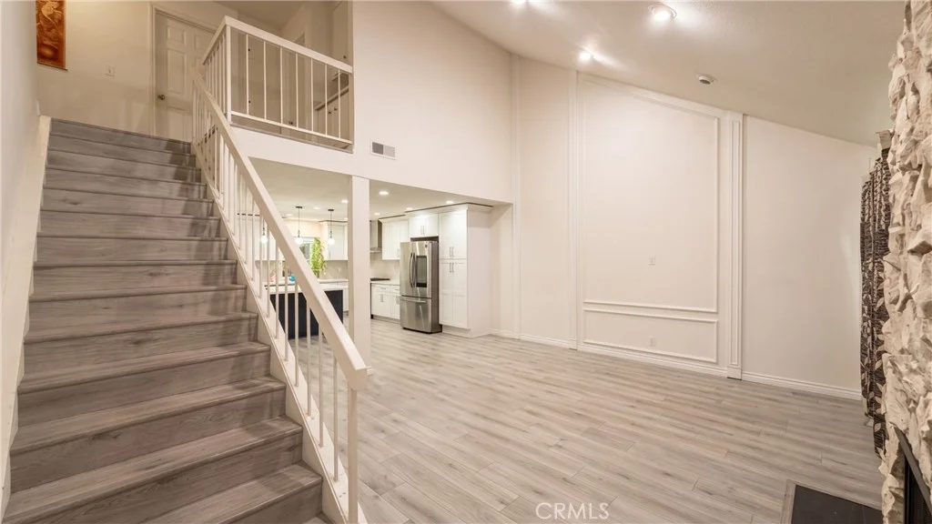 8 Monarch, Irvine, CA 92604 photo 4