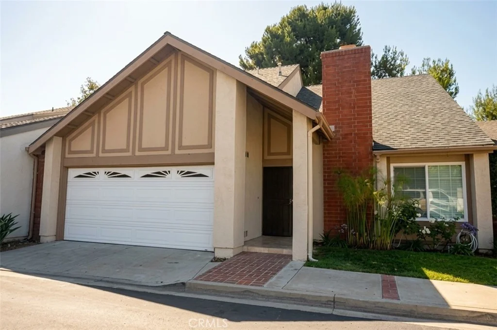 8 Monarch, Irvine, CA 92604 photo 2