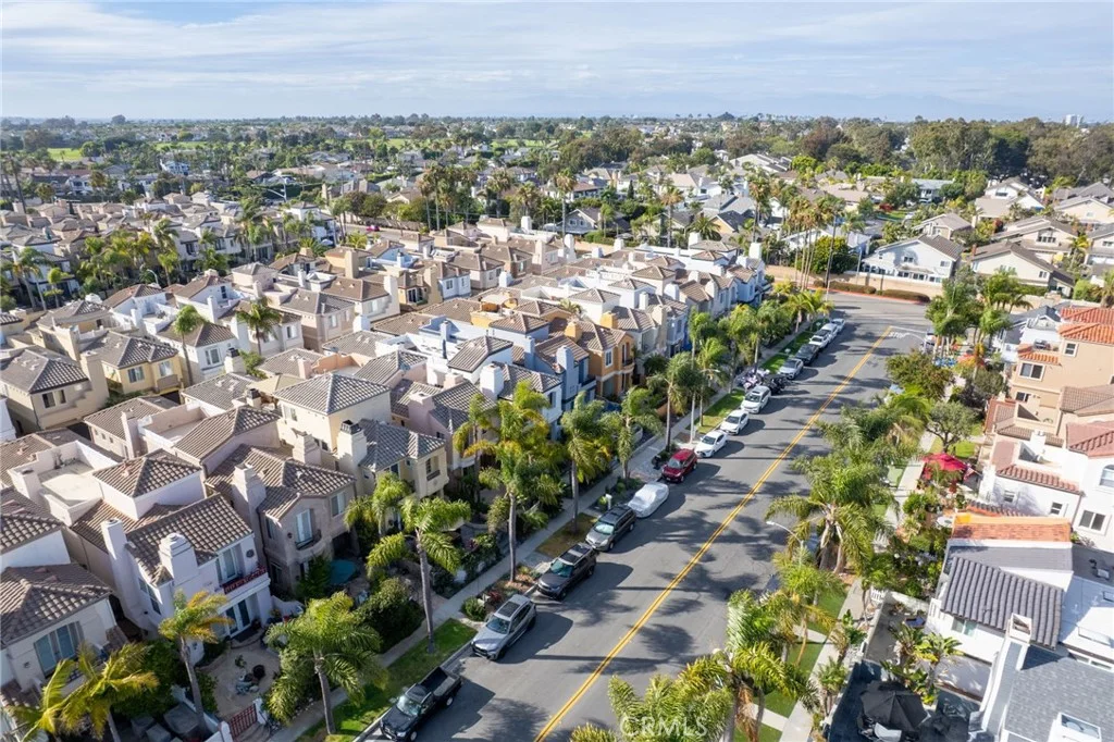609 21st St, Huntington Beach, CA 92648