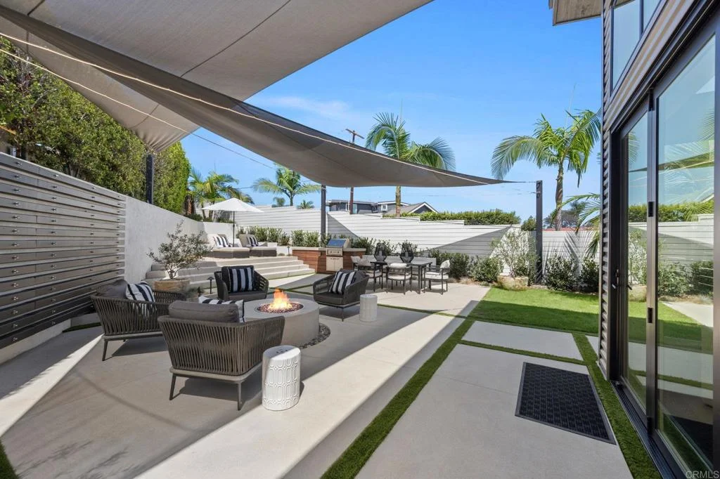 141 W Leucadia Blvd, Encinitas, CA 92024