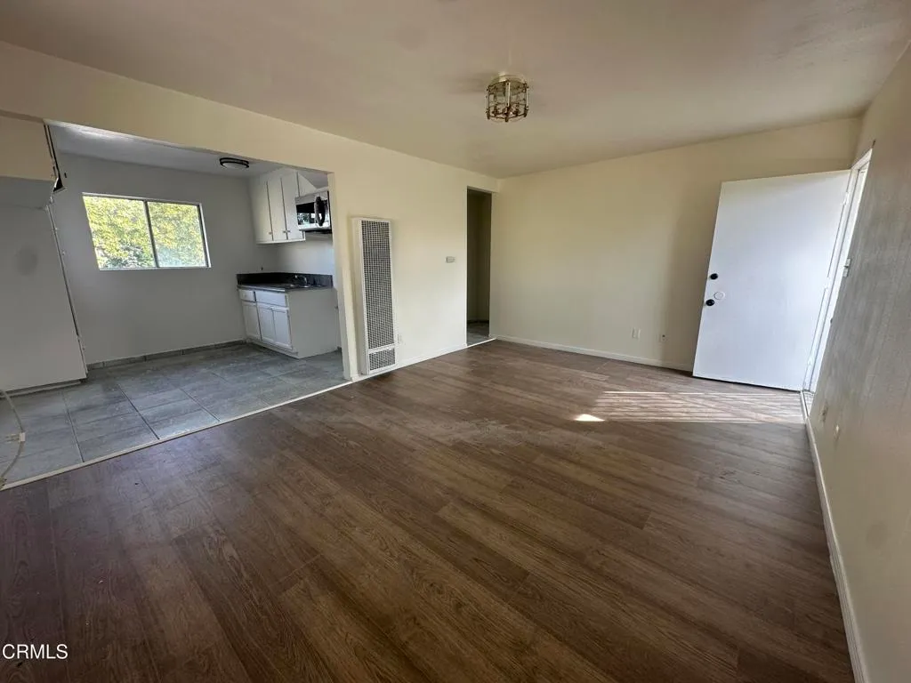 1165 E 42nd Place Unit 1165, Los Angeles, CA 90011