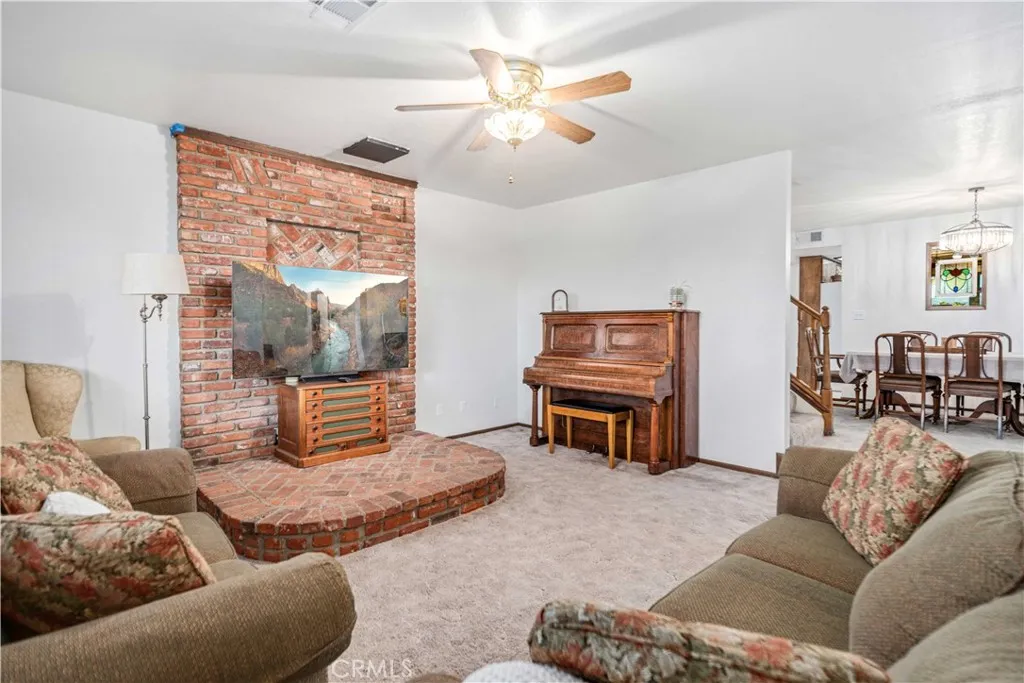 Additional image 11 of 8556 W Avenue E8, Lancaster, CA 93536