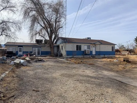 9854 E Avenue Q4, Palmdale, CA MLS: SR25054855