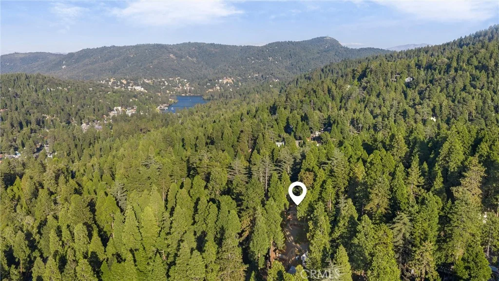 767 Big Oak Rd, Crestline, CA 92325