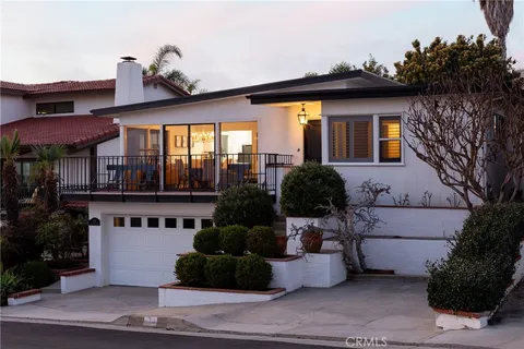 231 Santa Ana Avenue, Newport Beach, CA 92663 - MLS#: OC25035966