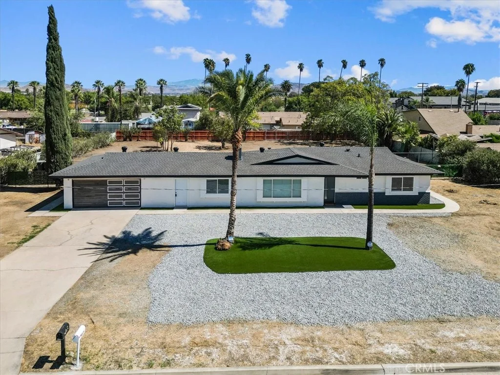 1025 Richards Rd, Perris, CA 92571 photo 3