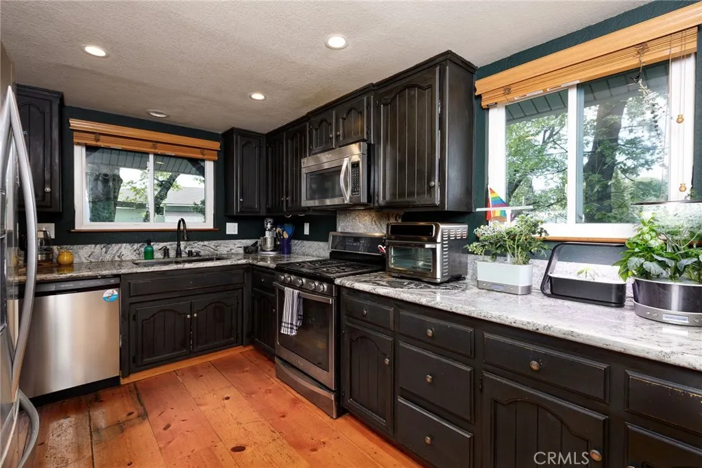Additional image 13 of 453 Davos Drive, Crestline, CA 92325