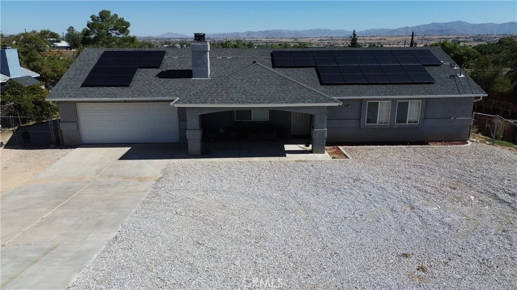 18618 Vine St, Hesperia, CA 92345 photo 2