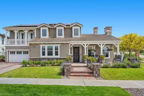 7090 Crystalline Drive, Carlsbad, CA MLS: NDP2503559