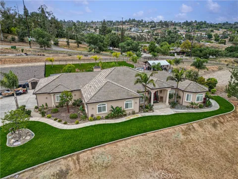 16905 Silver Star Court, Riverside, CA MLS: CV25088498
