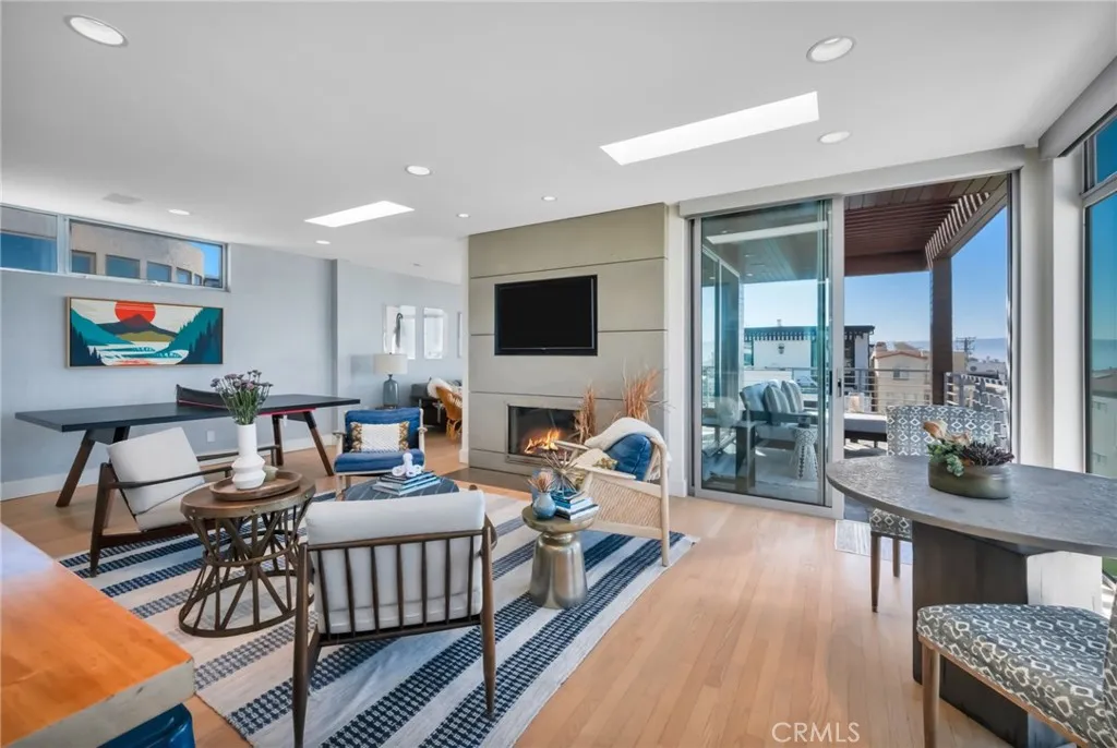 Additional image 67 of 121 16th Street, Manhattan Beach, CA 90266