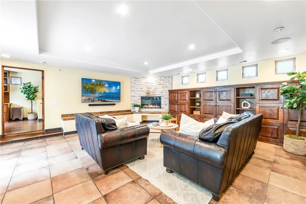 Additional image 39 of 1720 Crestview Ave, Seal Beach, CA 90740