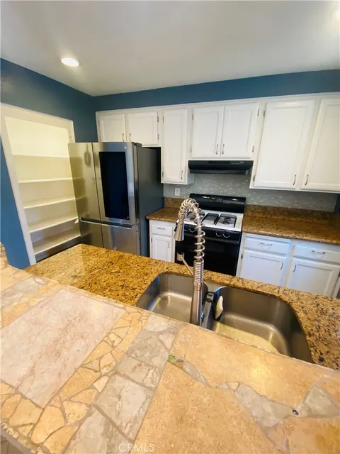 15338 Gundry Avenue Unit 108, Paramount, CA MLS: DW25049428