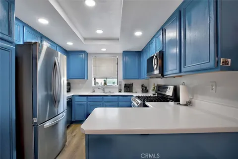 18121 Erik Court Unit 314, Canyon Country, CA MLS: CV24208564