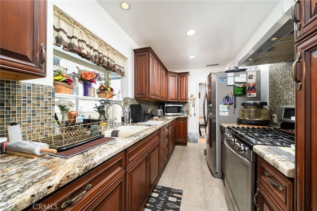 Additional image 15 of 2737 S Spaulding Ave, Los Angeles, CA 90016