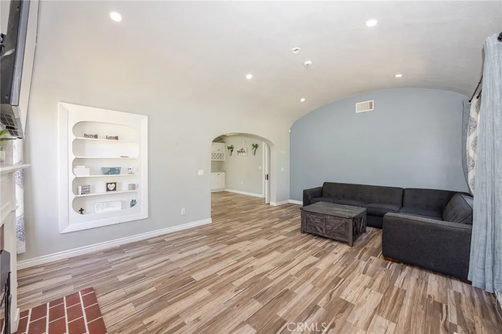 Additional image 6 of 3708 Jurupa Avenue, Riverside, CA 92506