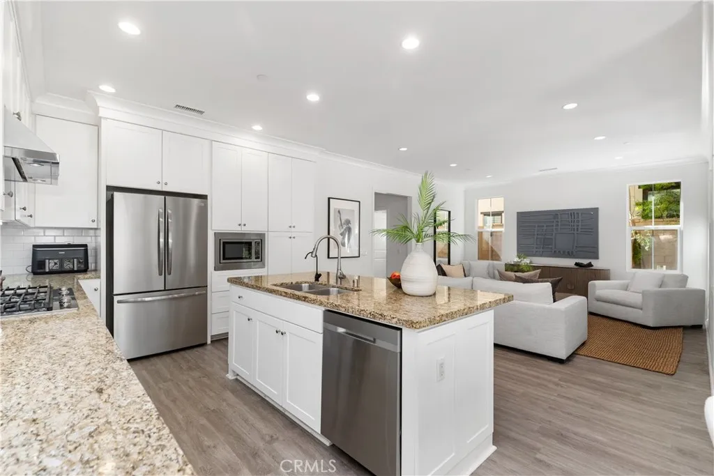 Additional image 9 of 275 Rodeo, Irvine, CA 92602