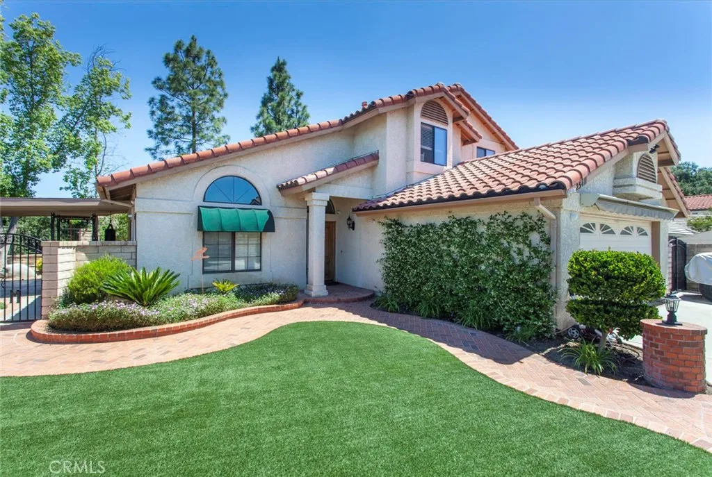 25411 Manchester Way, Saugus, CA 91350