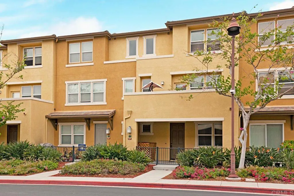 664 Paradise Way, National City, CA 91950