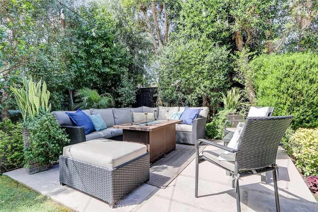 Additional image 82 of 2101 Lynngrove Dr, Manhattan Beach, CA 90266