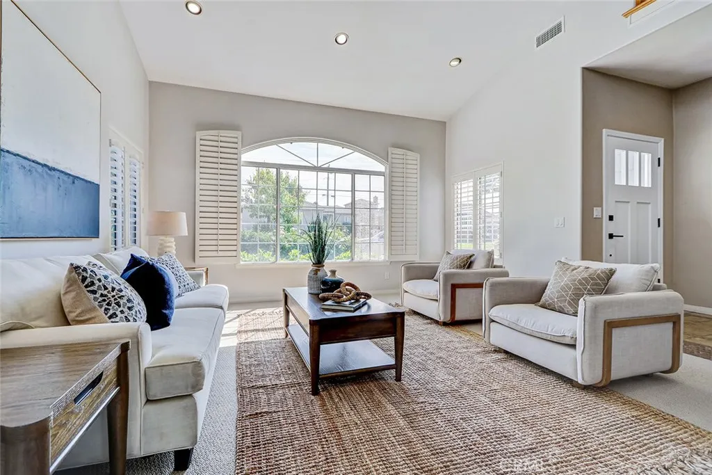 Additional image 55 of 2101 Lynngrove Dr, Manhattan Beach, CA 90266