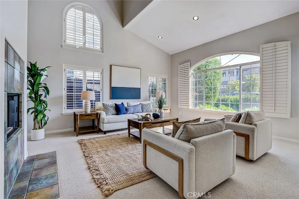 Additional image 5 of 2101 Lynngrove Dr, Manhattan Beach, CA 90266