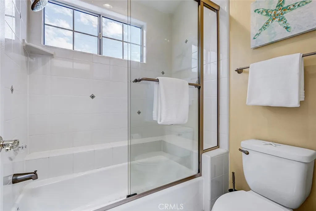 Additional image 50 of 2101 Lynngrove Dr, Manhattan Beach, CA 90266