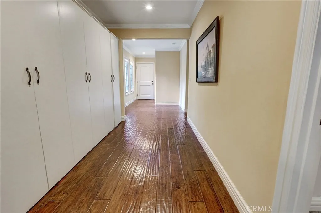 Additional image 123 of 4751 Topeka Drive, Tarzana, CA 91356