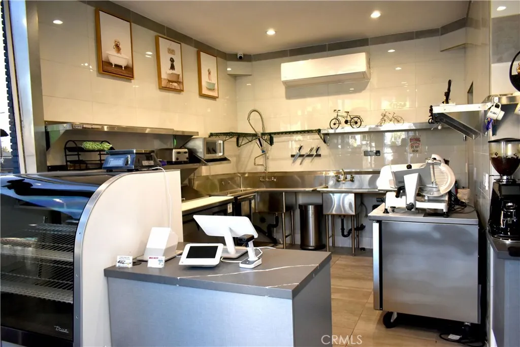 Additional image 7 of 453 S Glenoaks Boulevard, Burbank, CA 91502