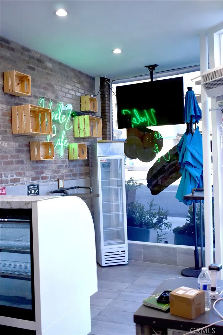 Additional image 28 of 453 S Glenoaks Boulevard, Burbank, CA 91502