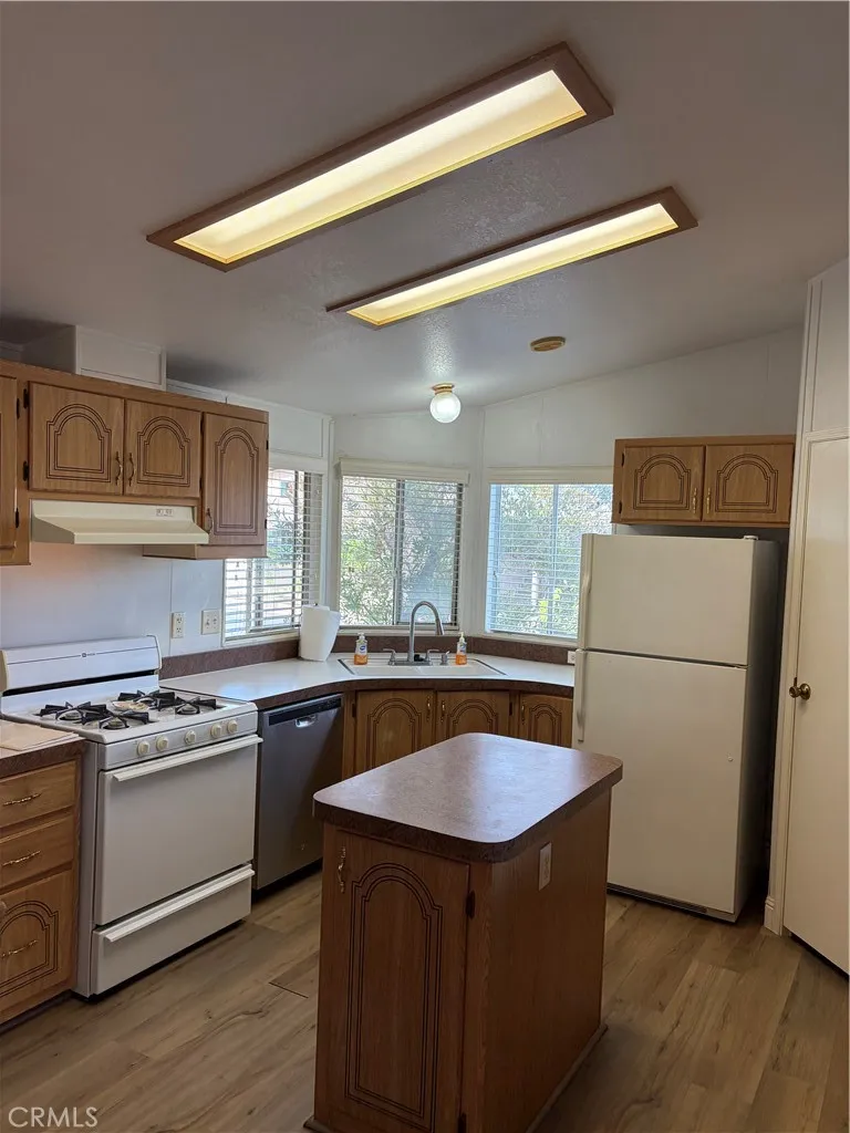 Additional image 27 of 7051 Ellis Ave Unit 10, Huntington Beach, CA 92648